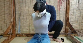 小0-紧身牛仔裤，直臂，TK，虐腹，驷马