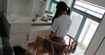 这喘声真让人受不了，一个实时记录的短片，对小m全程强高只为开始做准备