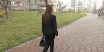 女教师租房遭遇记 变成了男人的小母狗 玩够了吾晕扒衣